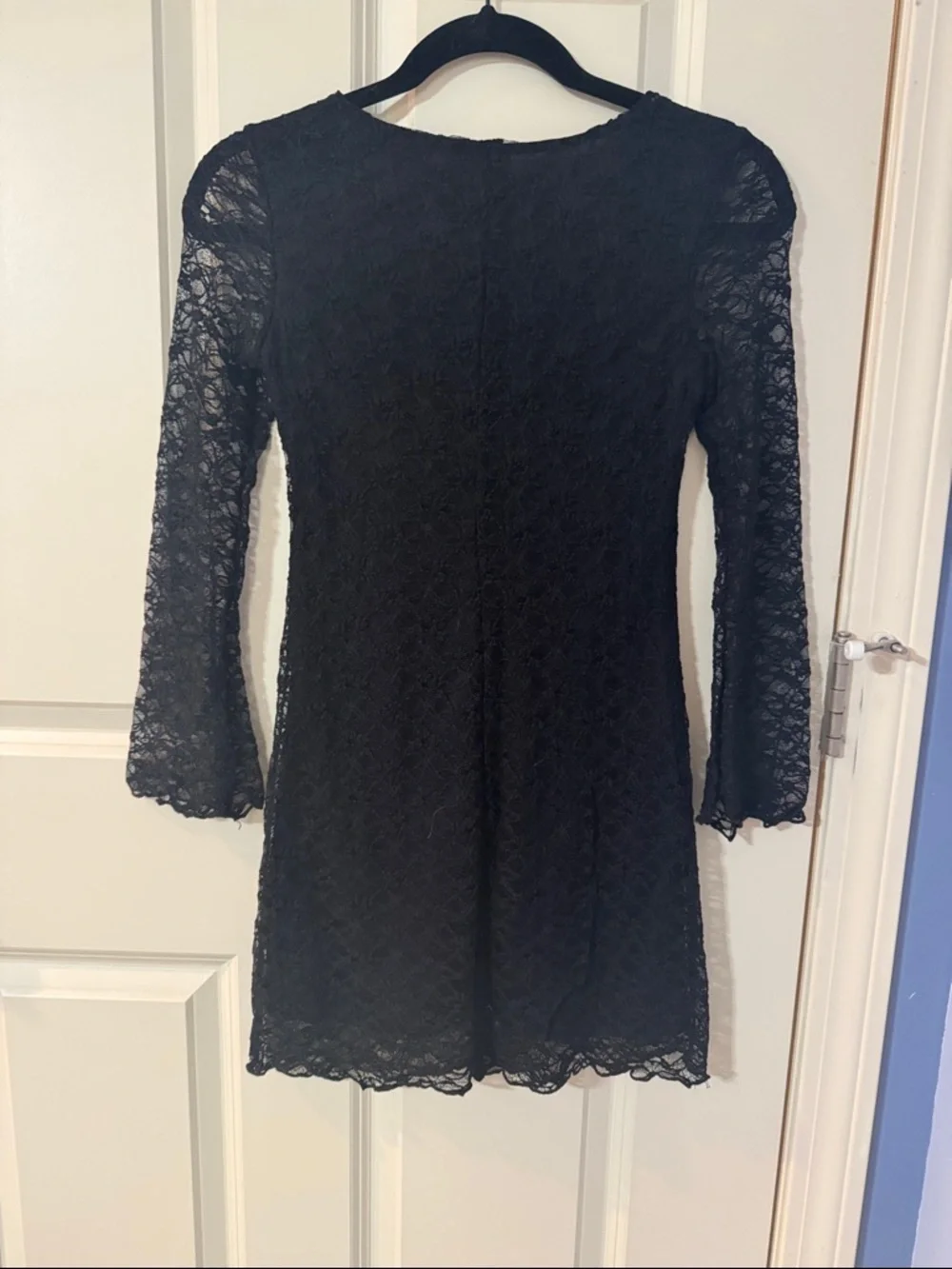 art class Black Lace Long Sleeve Empire-Waist Dress